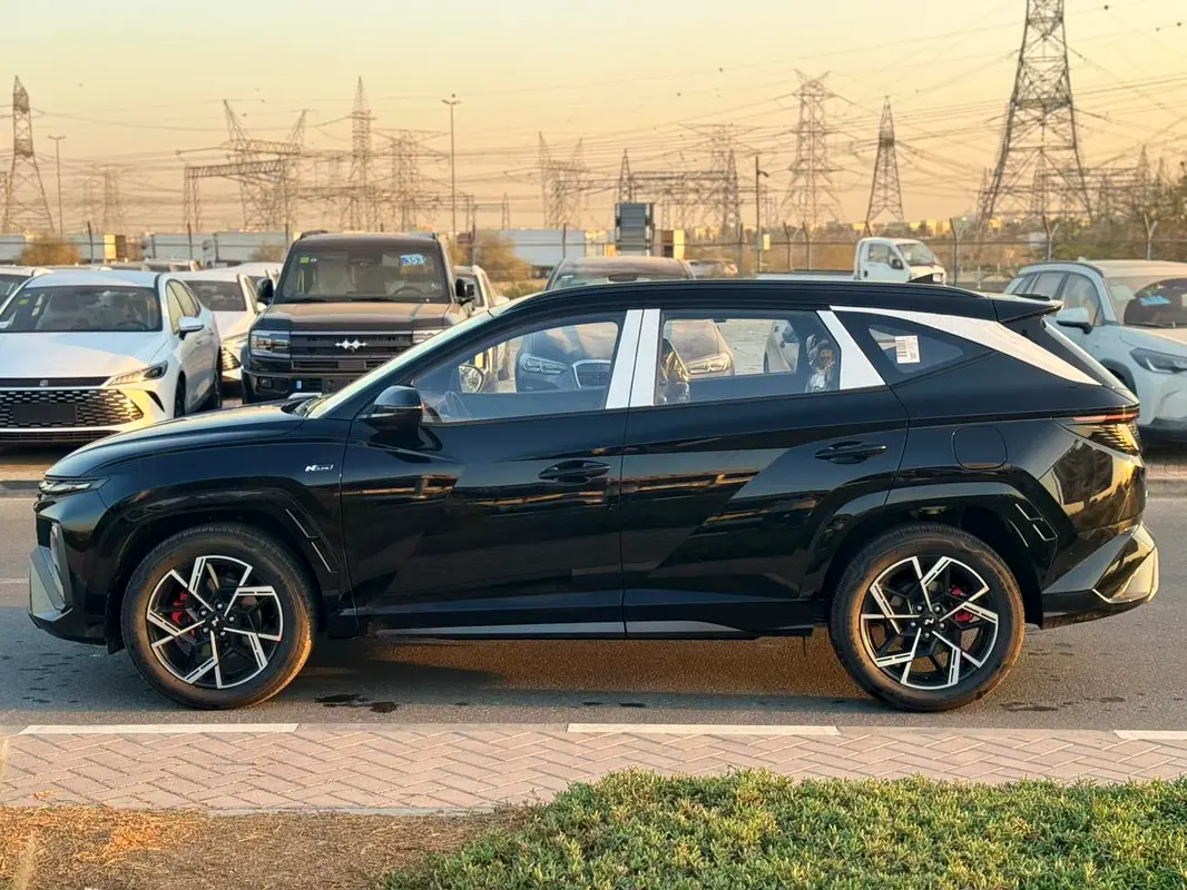 Hyundai Tucson N-Line Elite, vue de profil