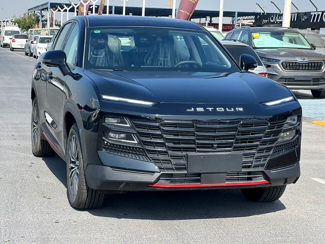 Jetour Dashing 1.6T Luxury, vue avant trois quarts