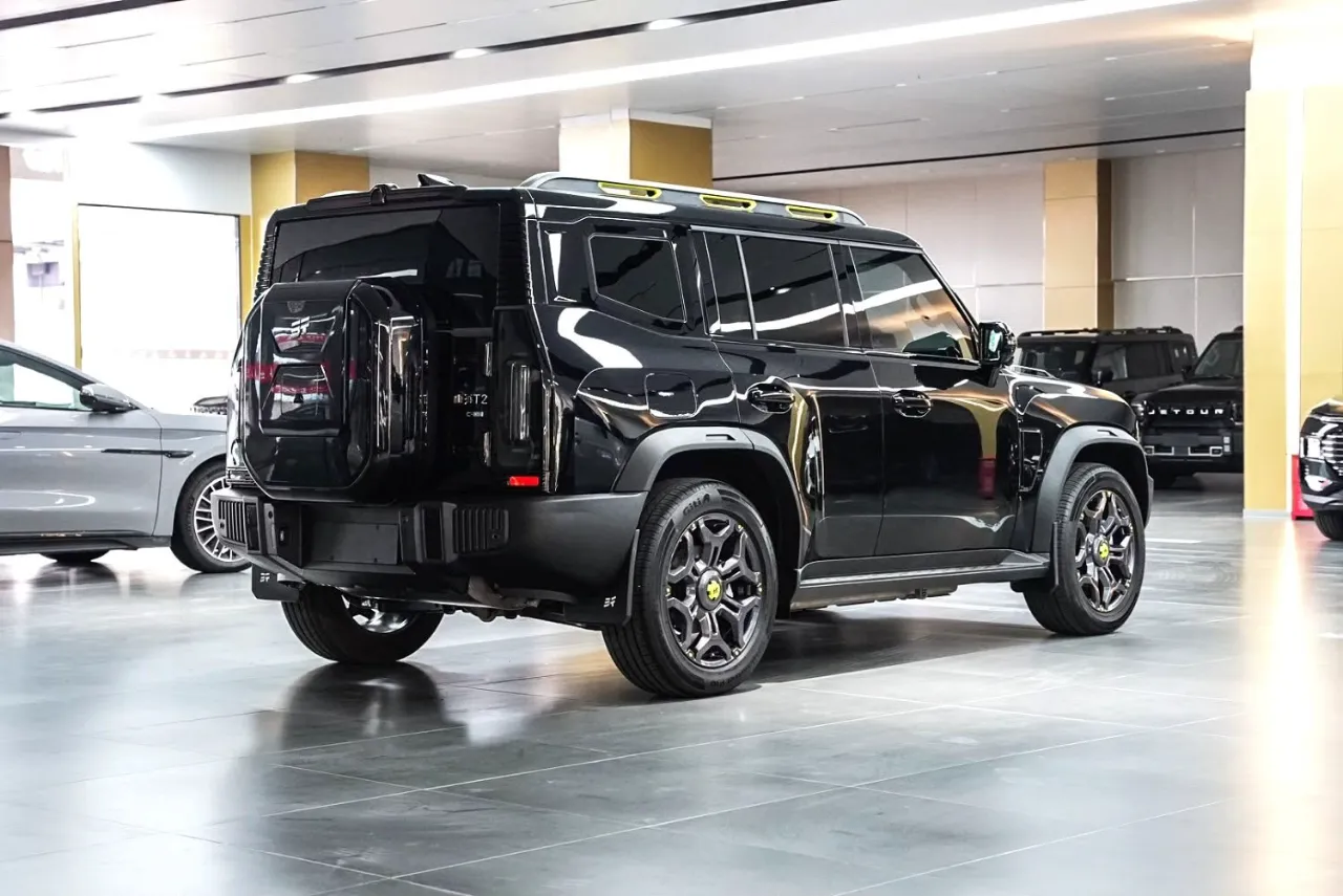 Jetour T2 PHEV Hybride rechargeable, vue arrière trois quarts