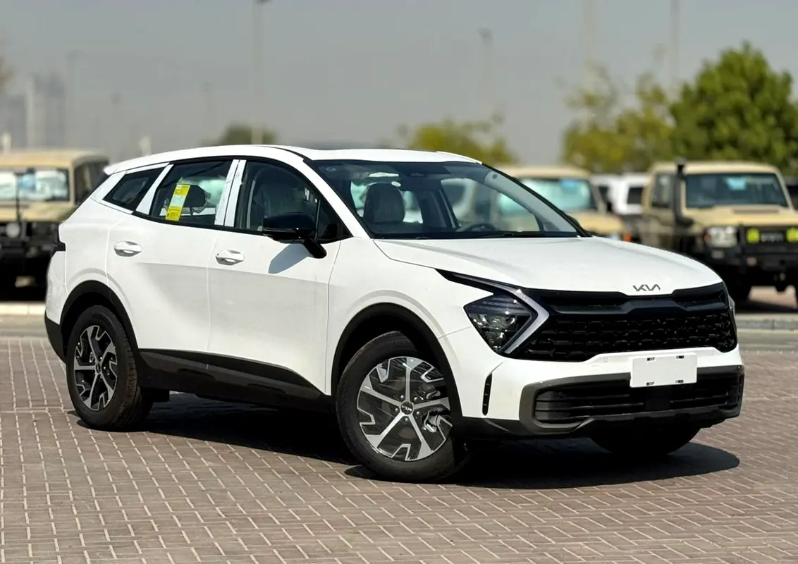 Kia Sportage Mid Hybrid, vue avant trois quarts